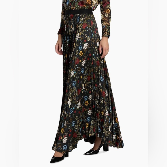 Alice + Olivia KATZ PLEATED MAXI SKIRT in Tapestry Trails Sm Black - Picture 2 of 10
